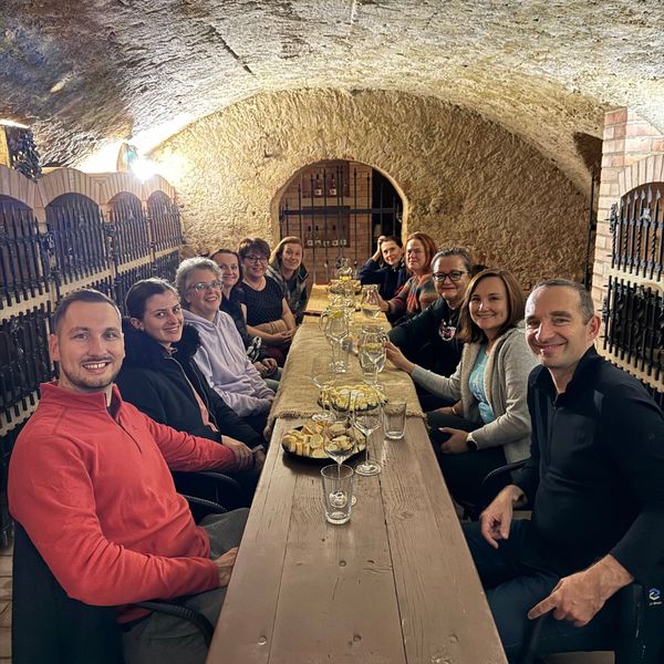Večerní degustace ve vinném sklepě